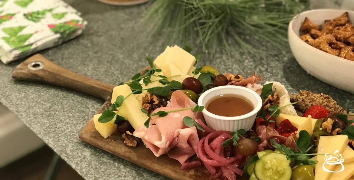 How to Make a Charcuterie Board - Savory Nothings