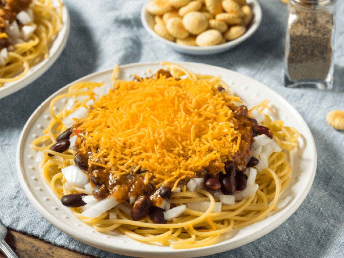 A Guide to Cincinnati Chili: A Must-Try Flavor Adventure - CookinGenie